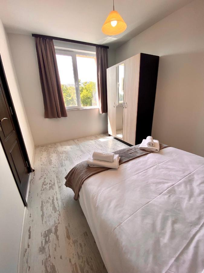 Cozy & Modern 1Br Apart For 4 Guests Next To Medical University & Free Parking Stara Zagora Exterior foto